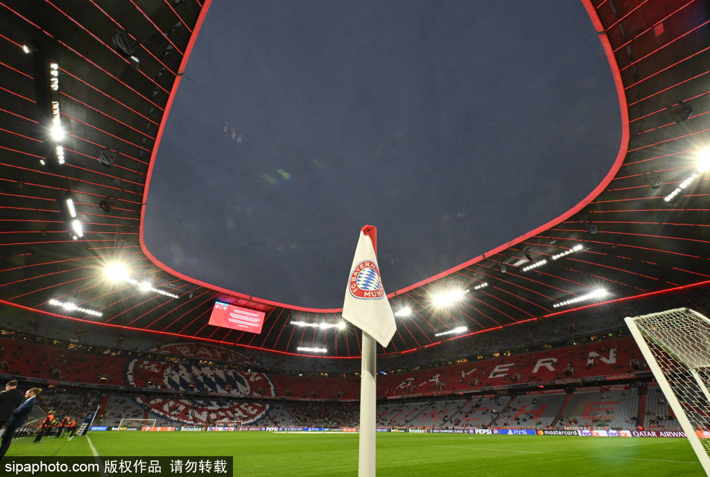 的悬殊比分, 射入网 的悬殊比分, 射入网